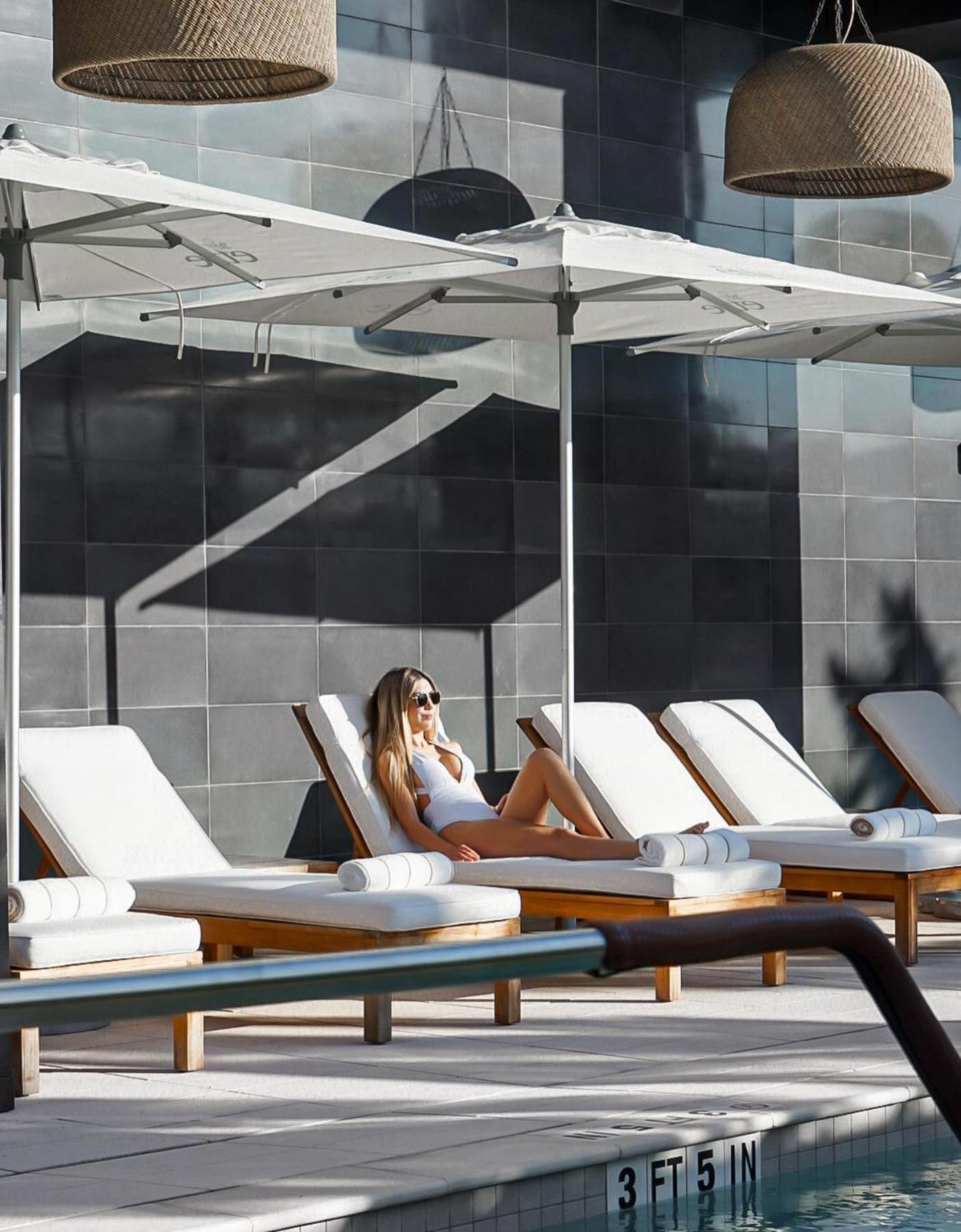 Ette Luxury Hotel & Spa Four Corners Bagian luar foto The pool at the W South Beach